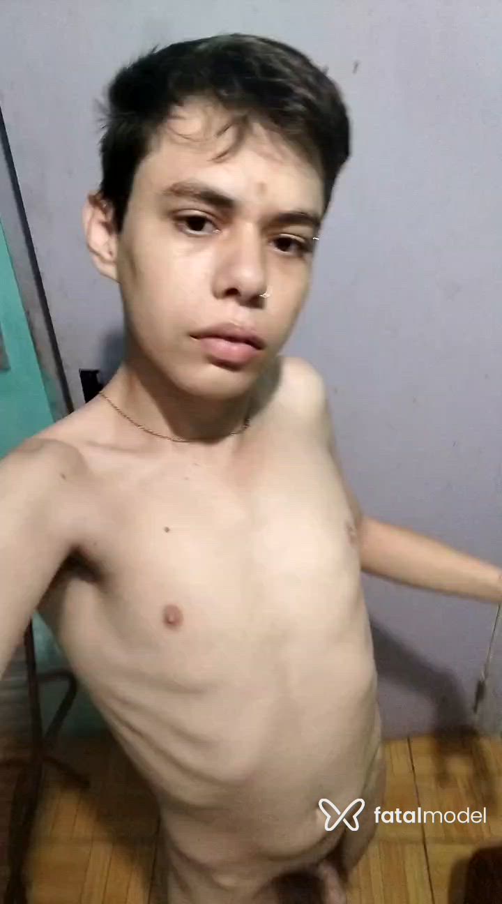 Acompanhante homem morena (o) de olhos castanhos - Jappa Acompanhante homem morena (o) de olhos castanhos - Jappa