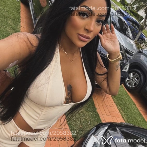 Acompanhante mulher morena (o) de olhos castanhos - Mirela Alves