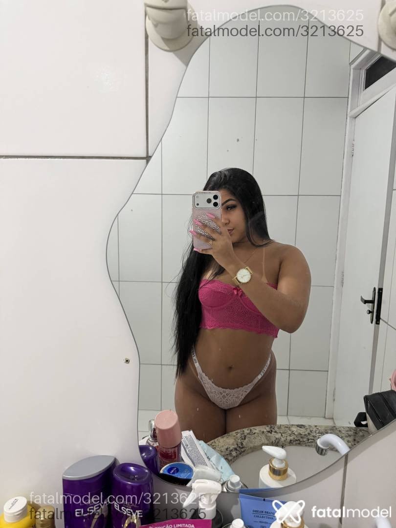 Acompanhante mulher morena (o) de olhos mel - Luana Mendller