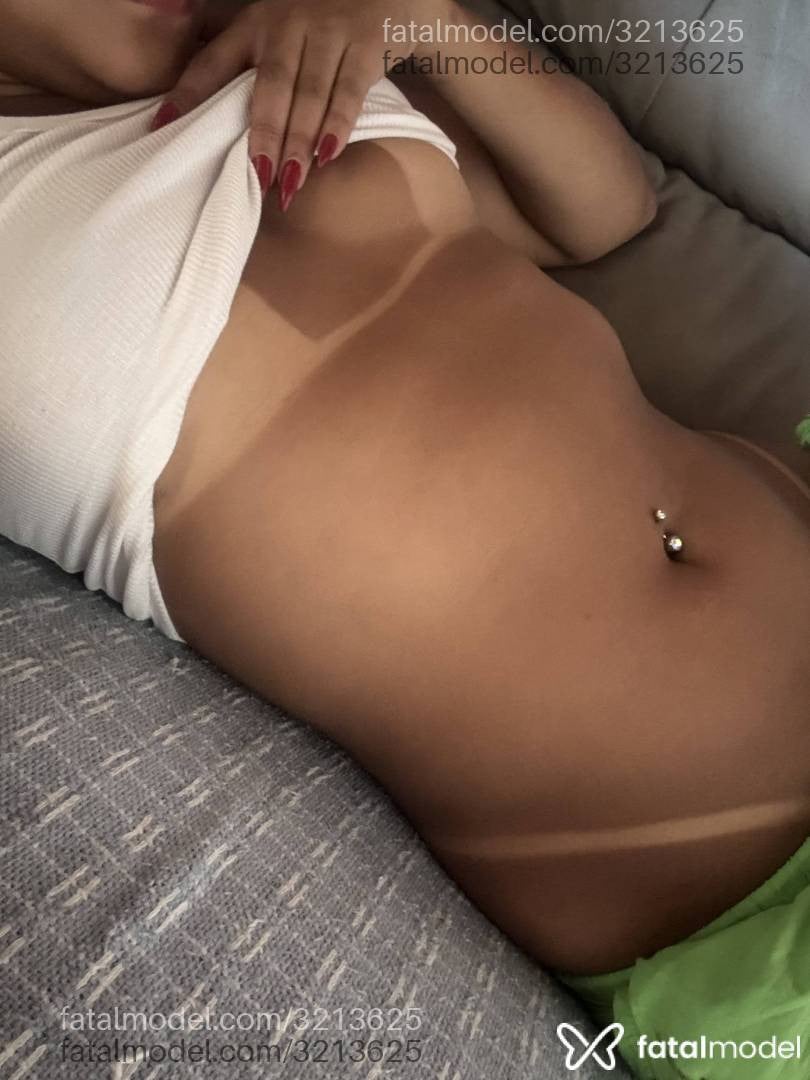 Acompanhante mulher morena (o) de olhos mel - Luana Mendller
