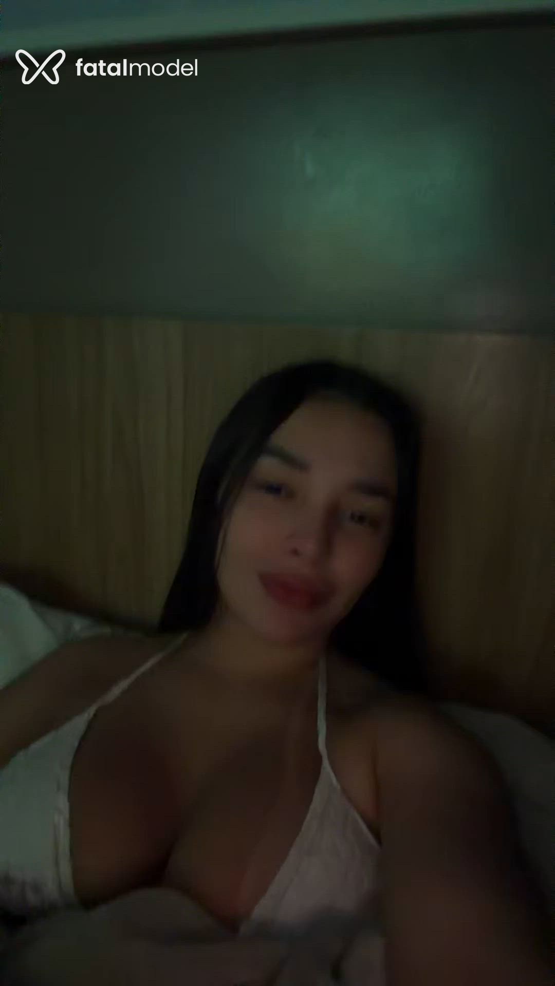 Acompanhante mulher com cabelo castanho de olhos pretos - Jessica