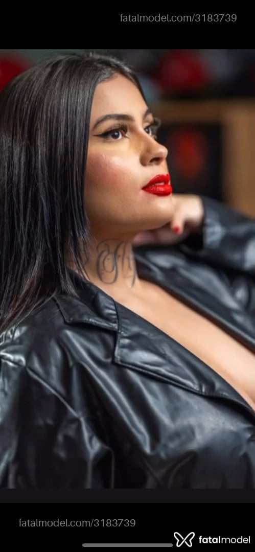 Acompanhante mulher morena (o) de olhos castanhos - Laura Stefany Acompanhante mulher morena (o) de olhos castanhos - Laura Stefany