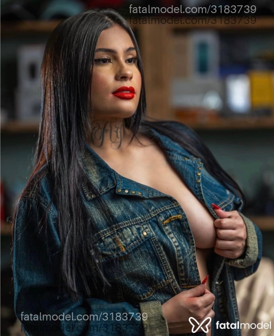 Acompanhante mulher morena (o) de olhos castanhos - Laura Stefany Acompanhante mulher morena (o) de olhos castanhos - Laura Stefany