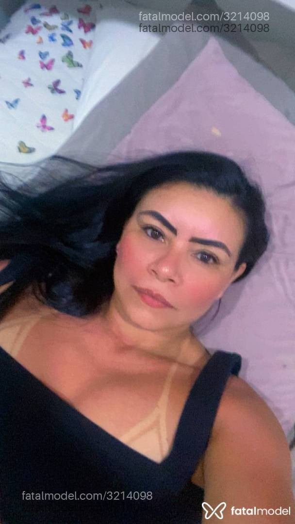 Acompanhante mulher morena (o) de olhos castanhos - Brenda