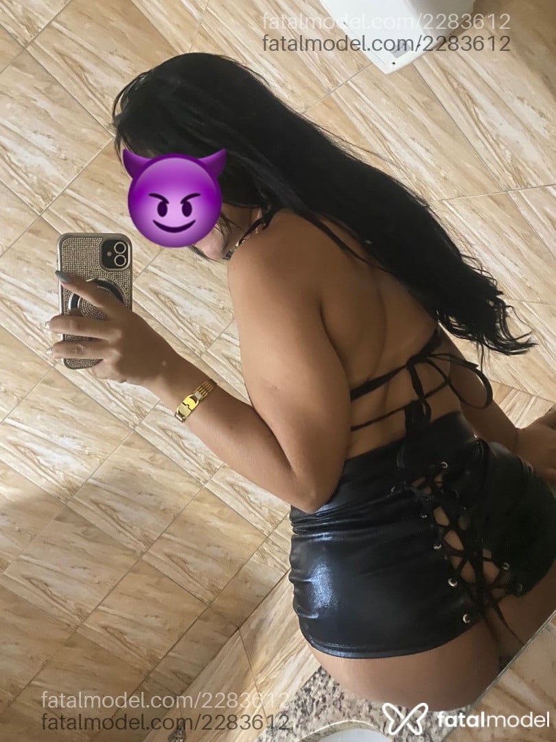 Acompanhante mulher morena (o) de olhos castanhos - Kamila