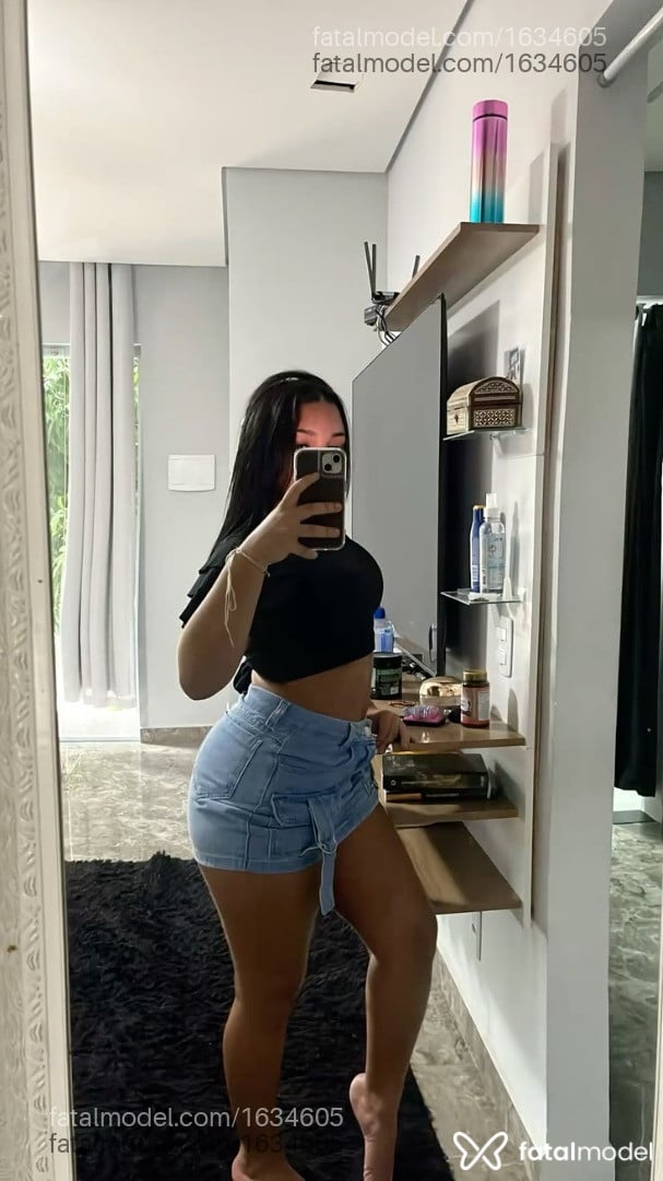 Acompanhante mulher morena (o) de olhos castanhos - Mandy Acompanhante mulher morena (o) de olhos castanhos - Mandy