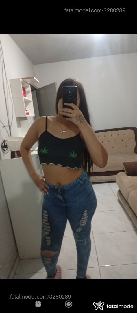 Acompanhante mulher morena (o) de olhos castanhos - Lorrany Prado
