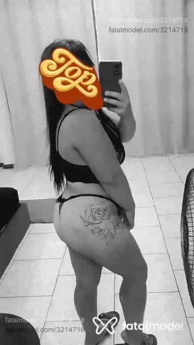 Acompanhante mulher ruiva (o) de olhos verdes - Lya Silva Acompanhante mulher ruiva (o) de olhos verdes - Lya Silva