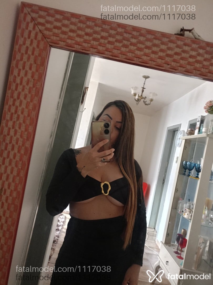 Acompanhante mulher morena (o) de olhos verdes - Gabi Dias