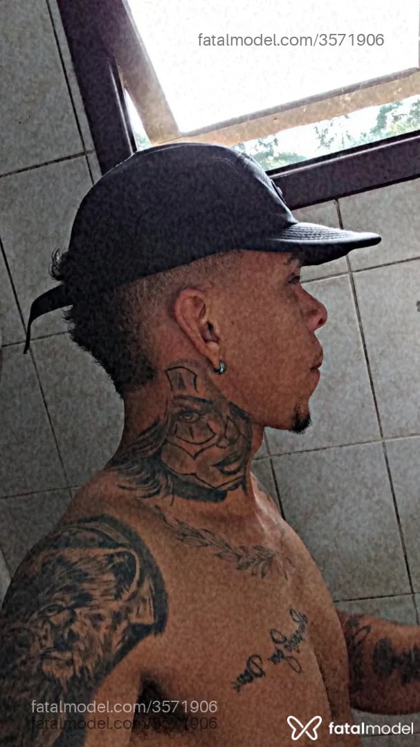 Acompanhante homem morena (o) de olhos castanhos - Paulinho Sued