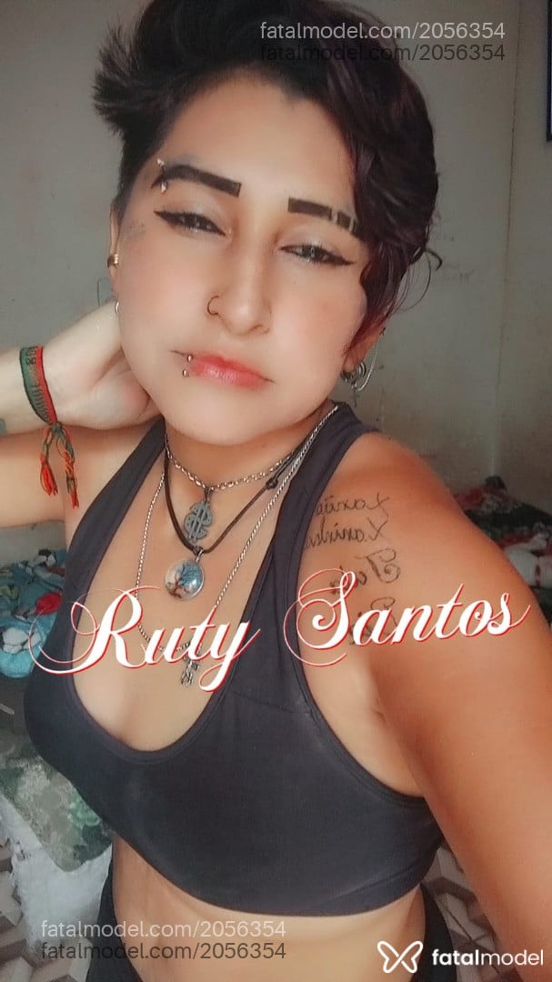 Acompanhante mulher ruiva (o) de olhos castanhos - Talita
