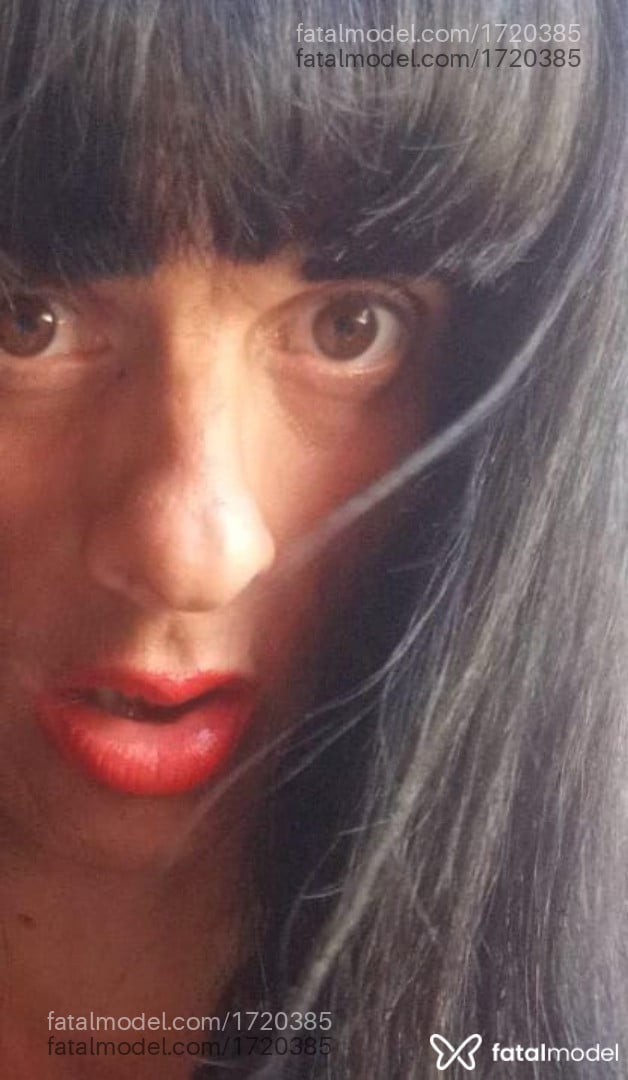 Acompanhante mulher trans morena (o) de olhos castanhos - Lauana
