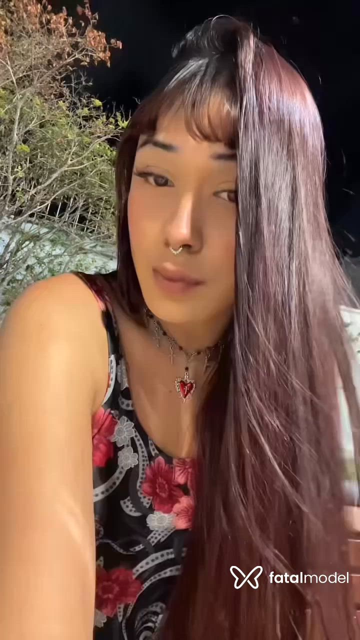 Acompanhante mulher trans morena (o) de olhos pretos - Rafaela Alves