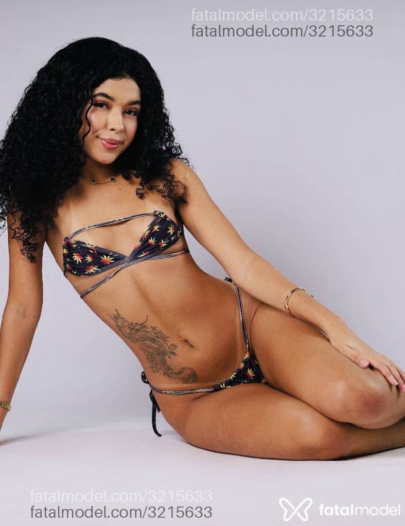 Acompanhante mulher morena (o) de olhos castanhos - Mariana