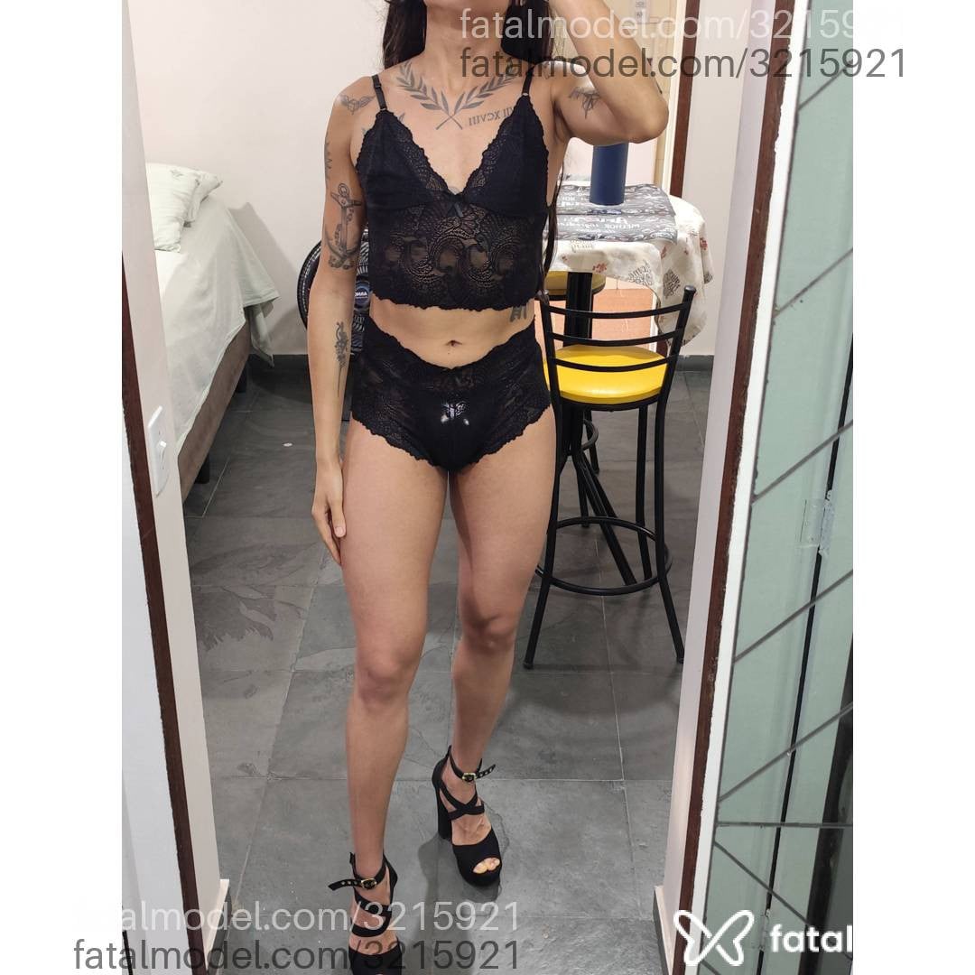 Acompanhante mulher trans morena (o) de olhos pretos em Vitória Acompanhante mulher trans morena (o) de olhos pretos em Vitória - Lu Vix