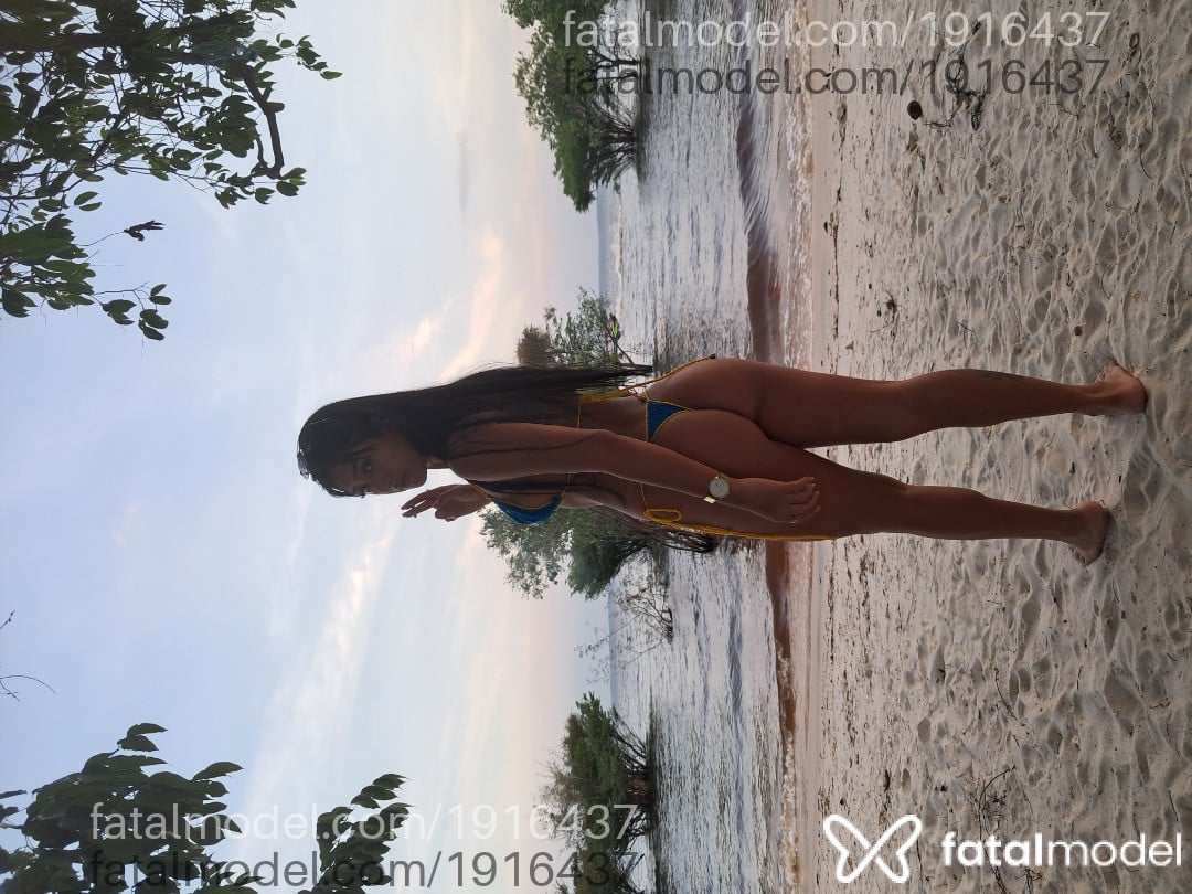 Acompanhante mulher morena (o) de olhos pretos - Kyarah