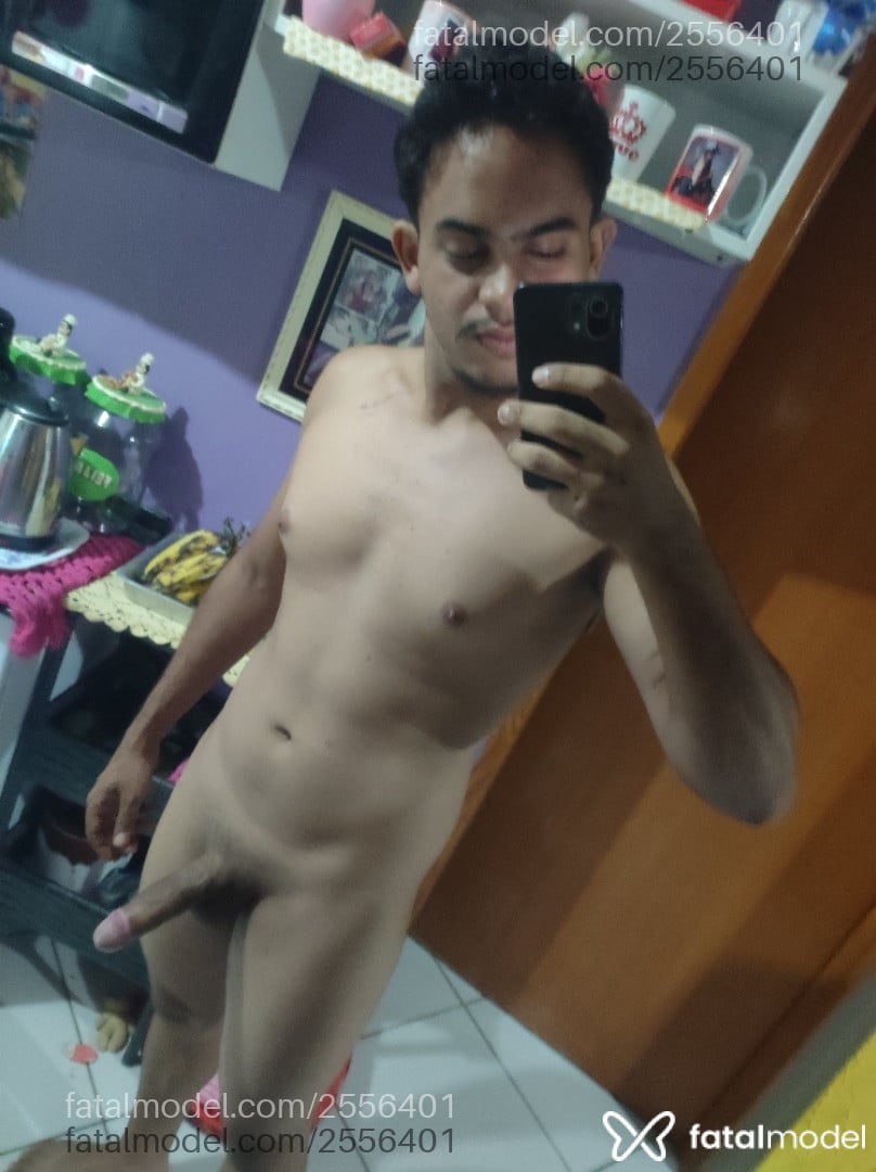 Acompanhante homem com cabelo castanho de olhos castanhos - Santos