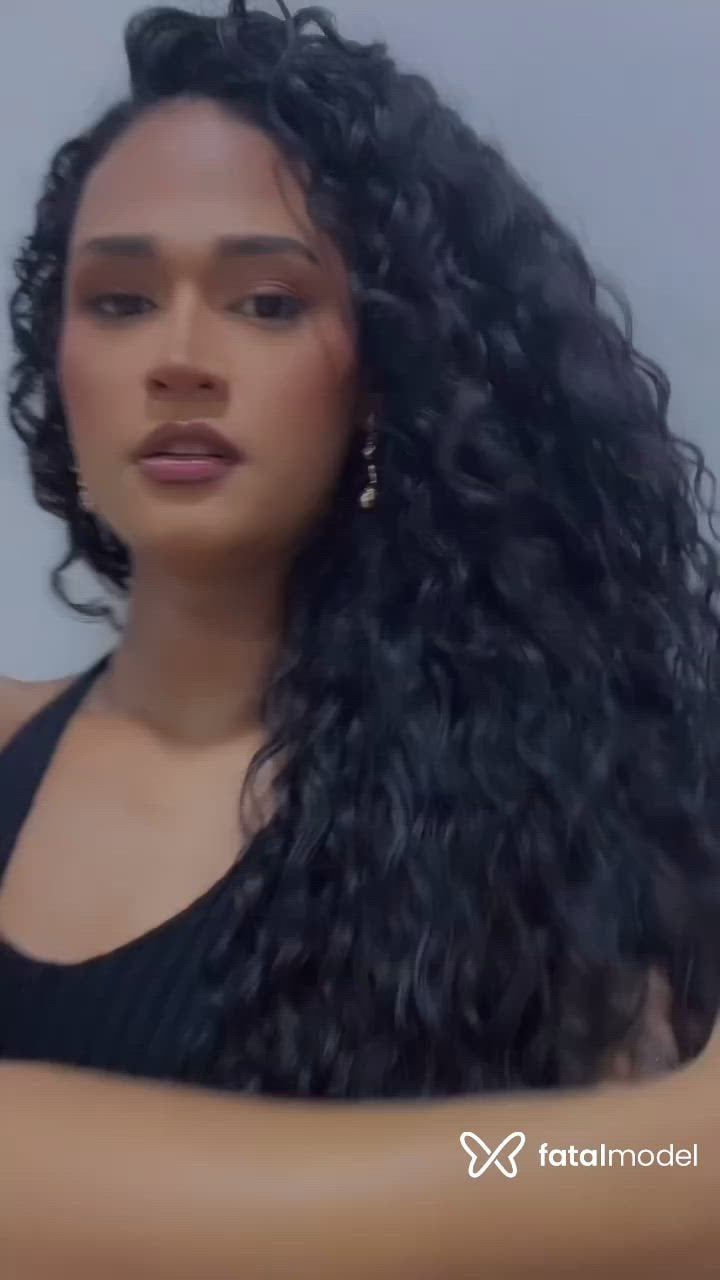 Acompanhante mulher trans morena (o) de olhos castanhos - Novinhatransex