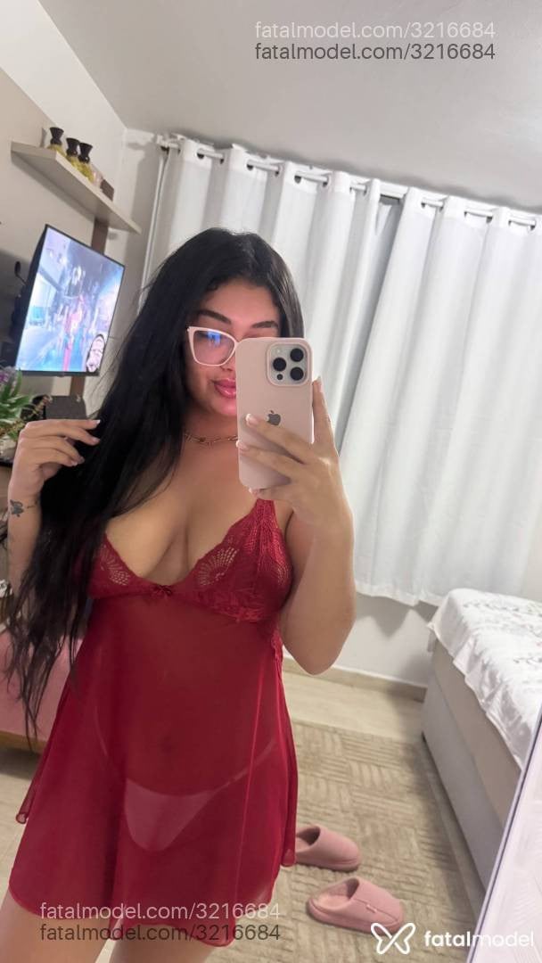 Acompanhante mulher morena (o) de olhos castanhos em Jaraguá do Sul - Livia