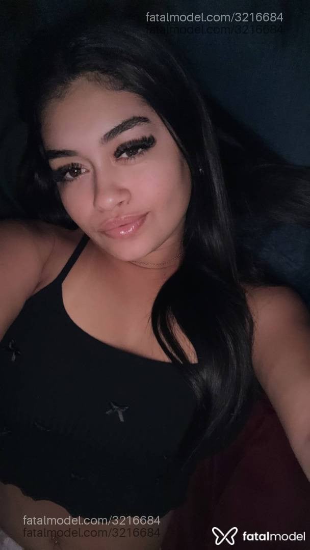 Acompanhante mulher morena (o) de olhos castanhos em Caçador - Livia