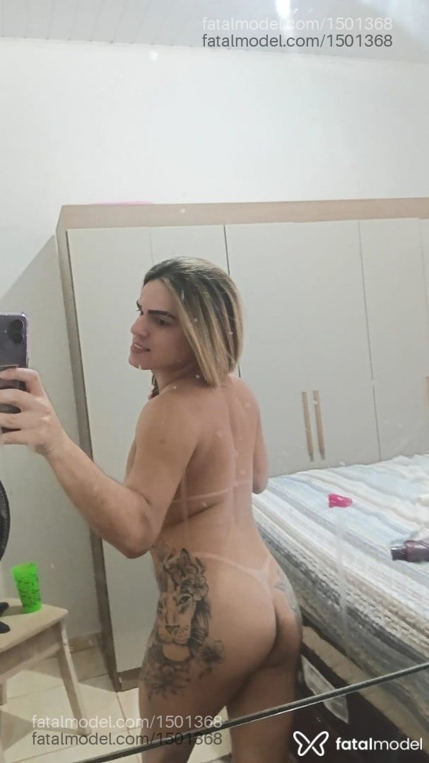 Acompanhante travesti loira (o) de olhos castanhos - Lauane