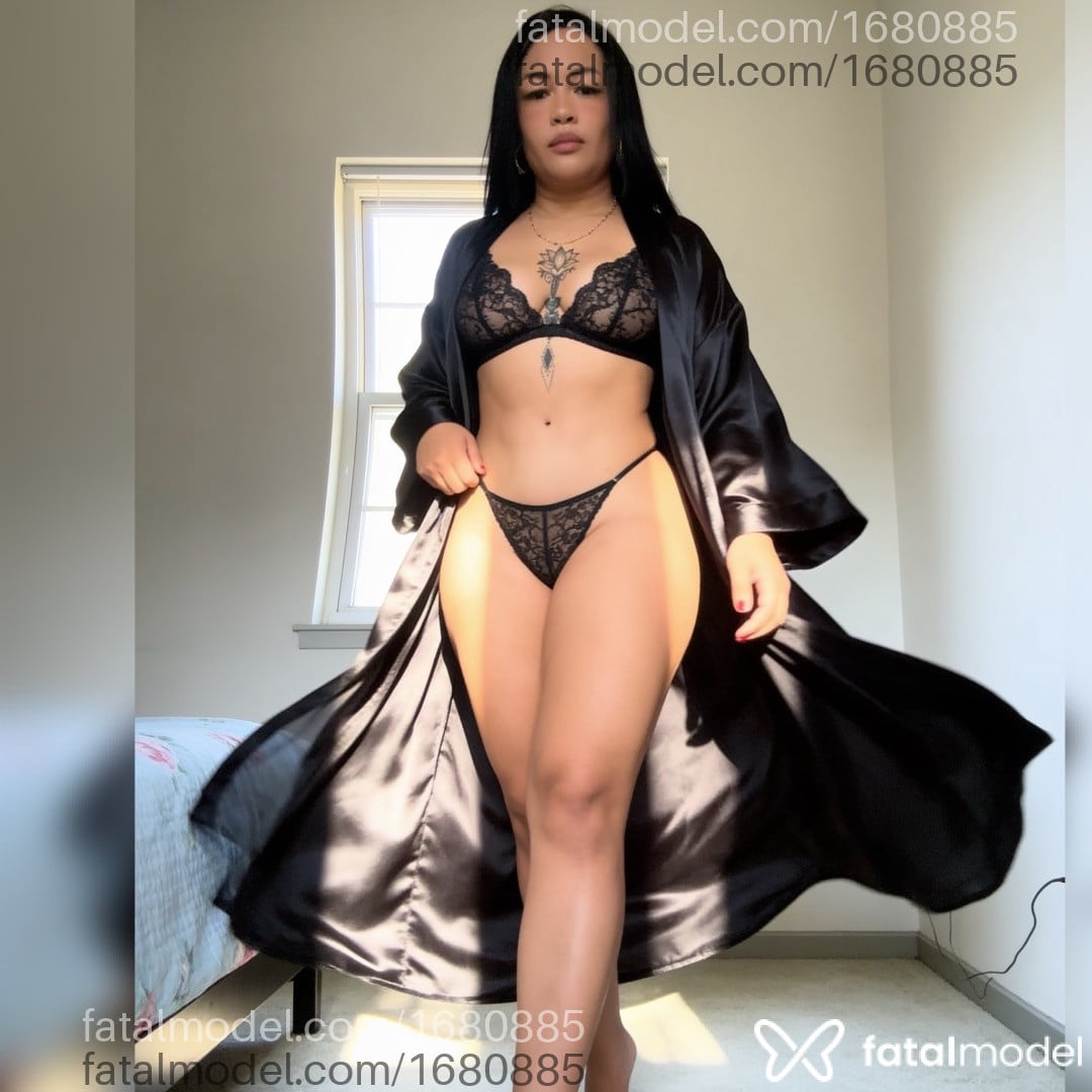 Acompanhante mulher morena (o) de olhos castanhos - Bruna Lamborghini