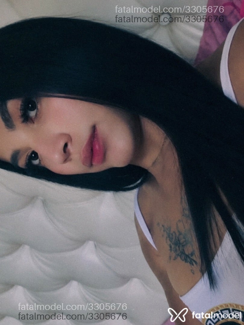 Acompanhante mulher trans morena (o) de olhos pretos - Maysa Alves Acompanhante mulher trans morena (o) de olhos pretos - Maysa Alves
