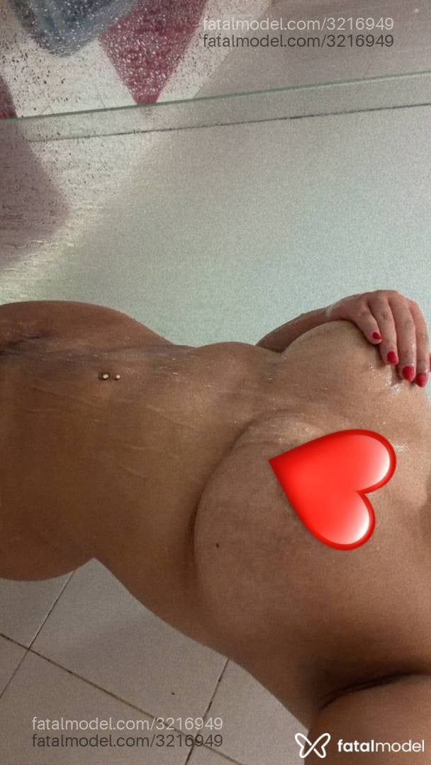 Acompanhante mulher morena (o) de olhos castanhos - Valentina Melo