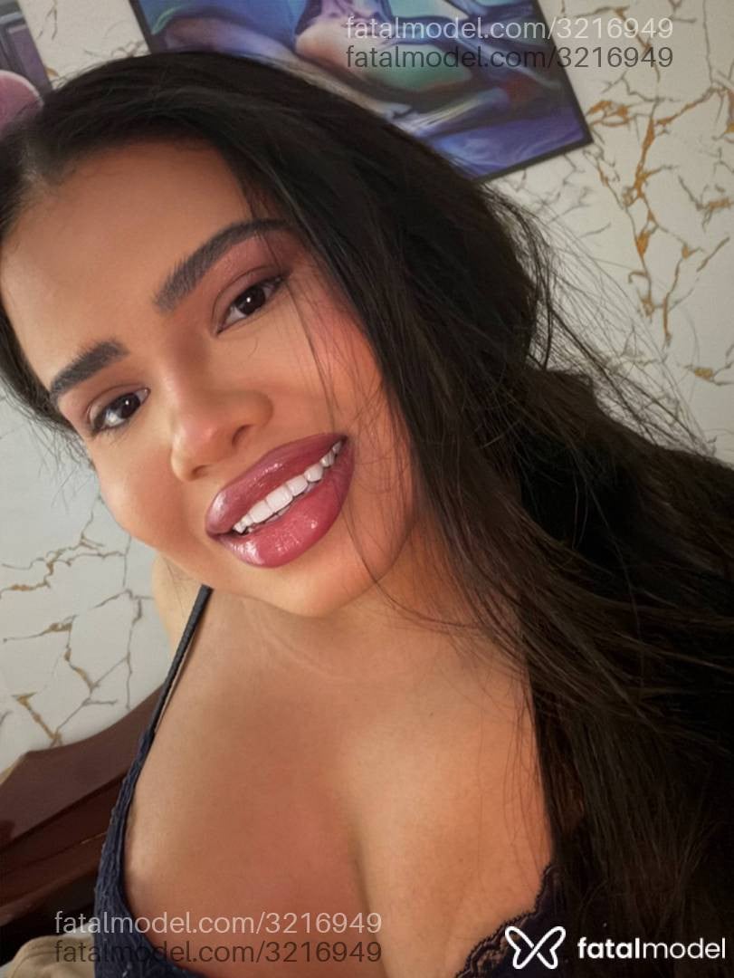 Acompanhante mulher morena (o) de olhos castanhos em Uberlândia - Valentina Melo