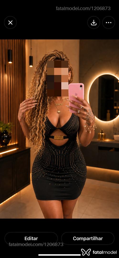Acompanhante mulher com cabelo castanho de olhos castanhos - Barbara