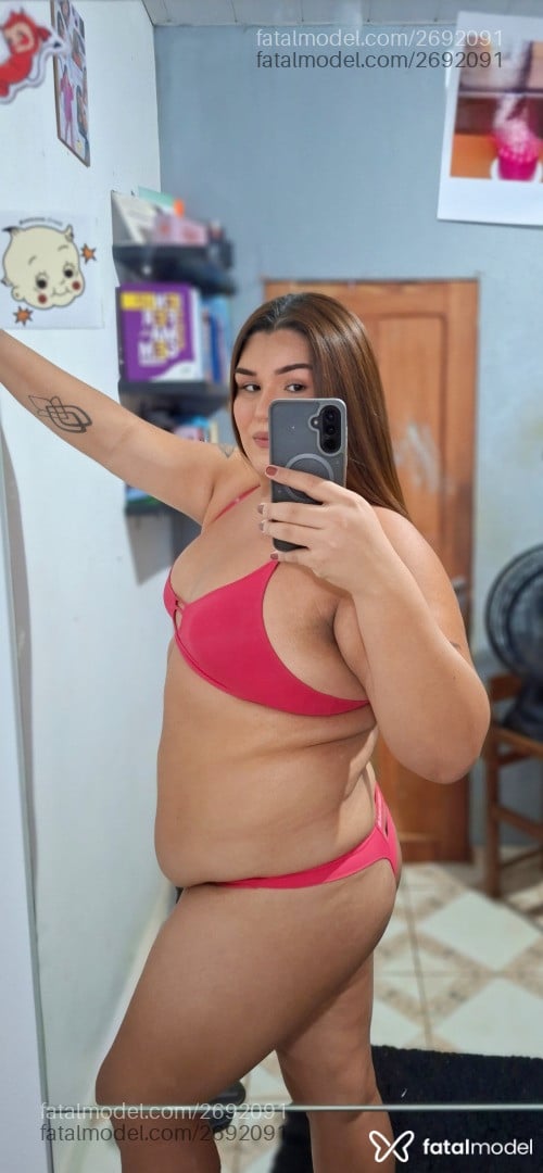 Acompanhante mulher trans com cabelo castanho de olhos pretos - Sandy Acompanhante mulher trans com cabelo castanho de olhos pretos - Sandy