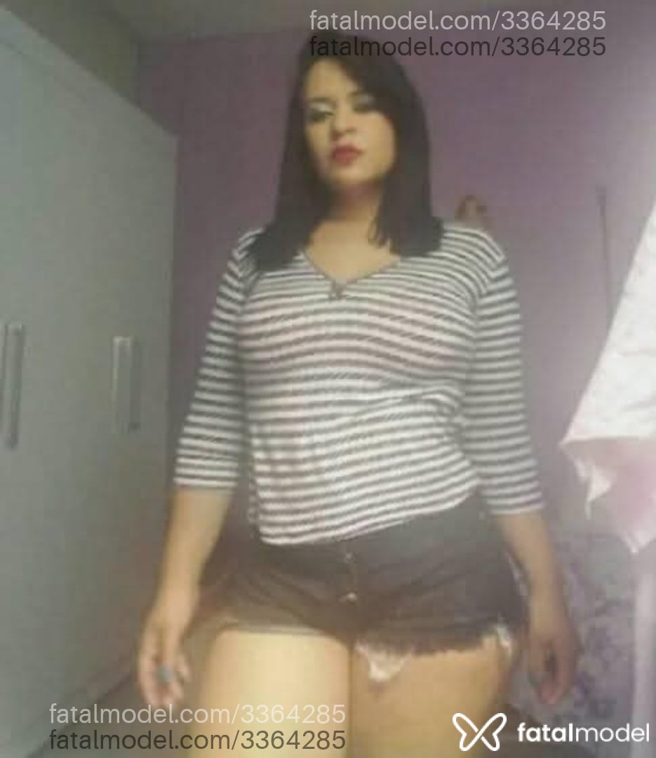 Acompanhante mulher morena (o) de olhos castanhos - Melissalaura