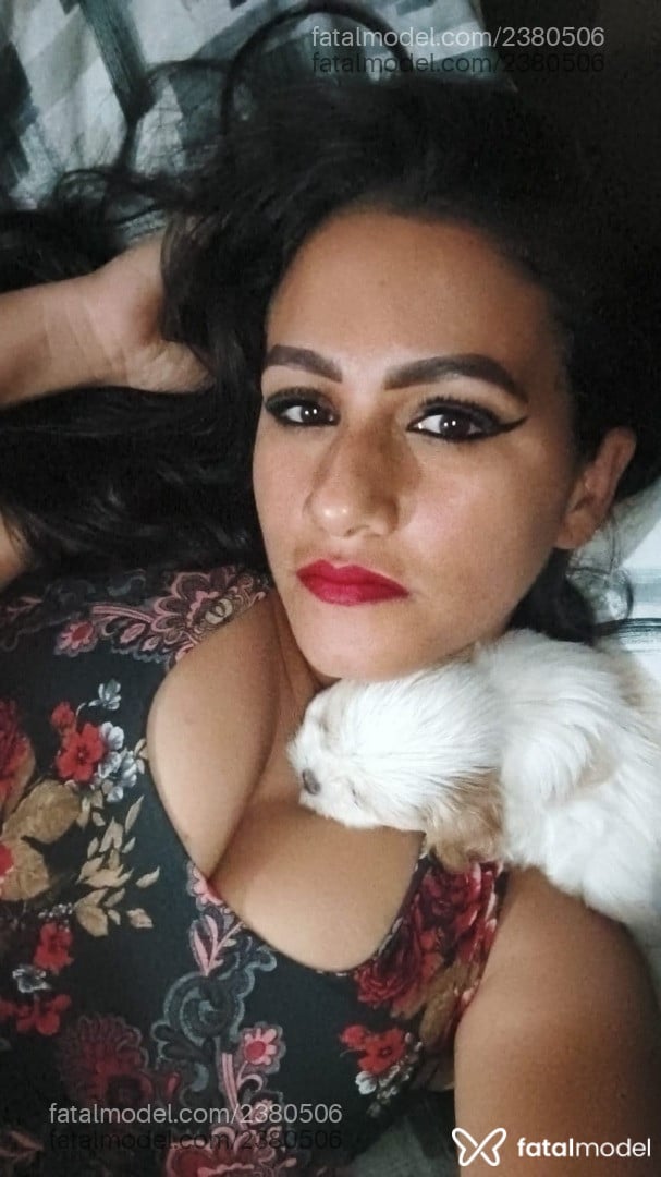 Acompanhante mulher morena (o) de olhos mel - Gaby Morena