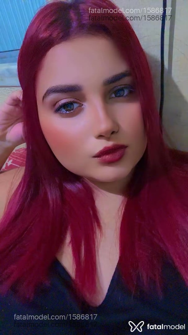 Acompanhante mulher morena (o) de olhos castanhos - Paloma