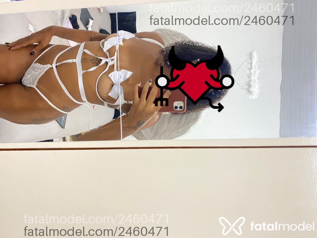 Acompanhante mulher com cabelo castanho de olhos pretos - Lorrane