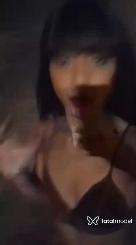 Acompanhante mulher trans morena (o) de olhos castanhos - Kessye Emanuelly Acompanhante mulher trans morena (o) de olhos castanhos - Kessye Emanuelly