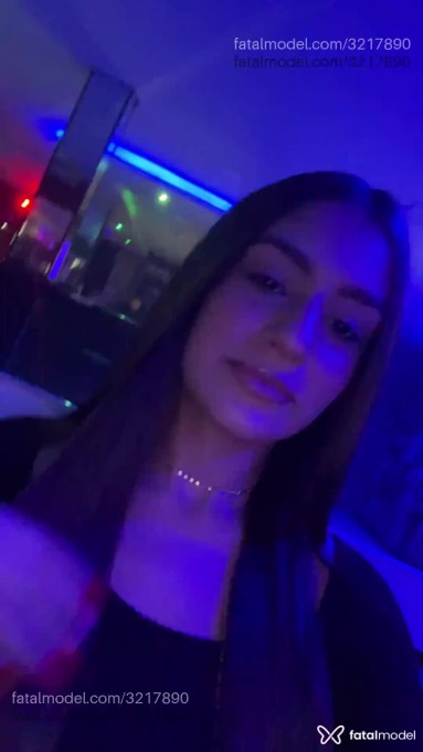 Acompanhante mulher com cabelo castanho de olhos castanhos em Florianópolis - Vicky