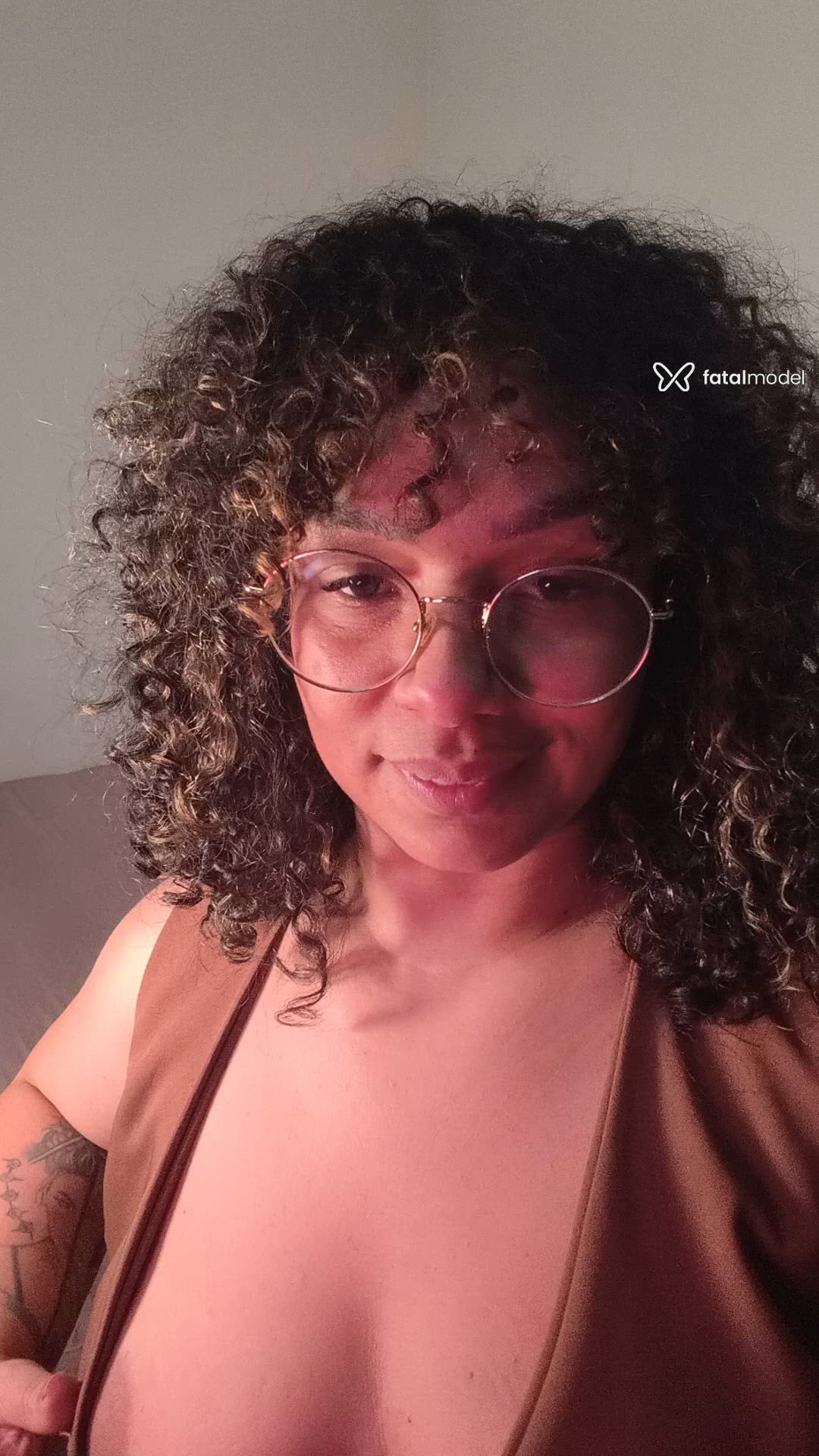 Acompanhante mulher com cabelo castanho de olhos castanhos - Marina Martínez