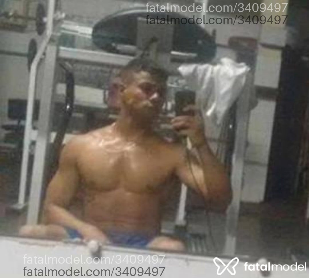 Acompanhante homem com cabelo castanho de olhos castanhos - Joao Netto Acompanhante homem com cabelo castanho de olhos castanhos - Joao Netto