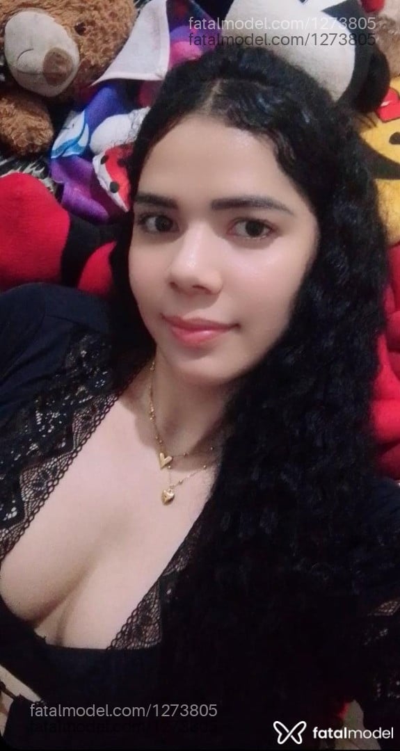 Acompanhante mulher morena (o) de olhos pretos - Ane Cristiane