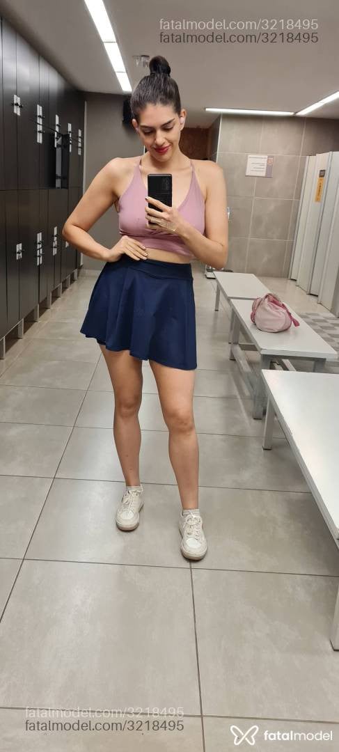 Acompanhante mulher com cabelo castanho de olhos castanhos em Brasília - Úrsula