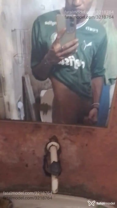Acompanhante homem com cabelo grisalho de olhos castanhos em Juazeiro do Norte - Cicero