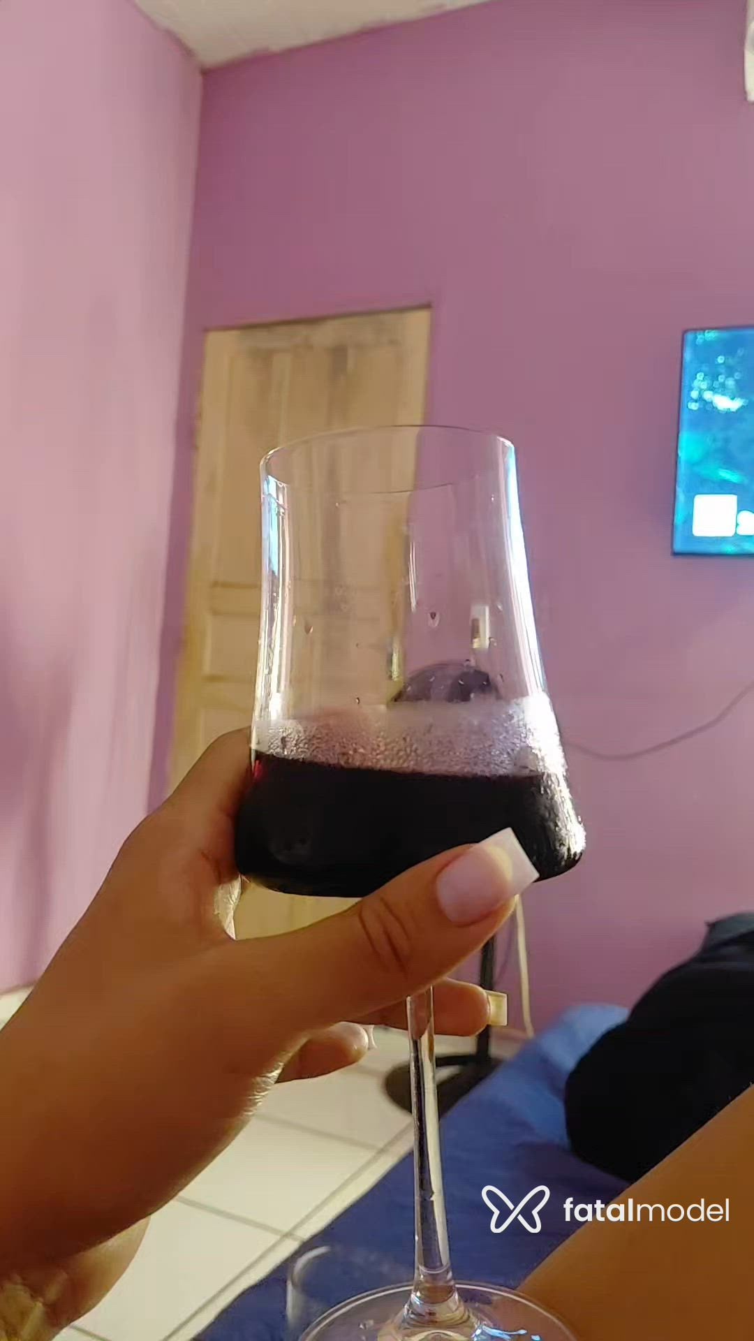 Acompanhante travesti morena (o) de olhos pretos - Kíara iara Acompanhante travesti morena (o) de olhos pretos - Kíara iara