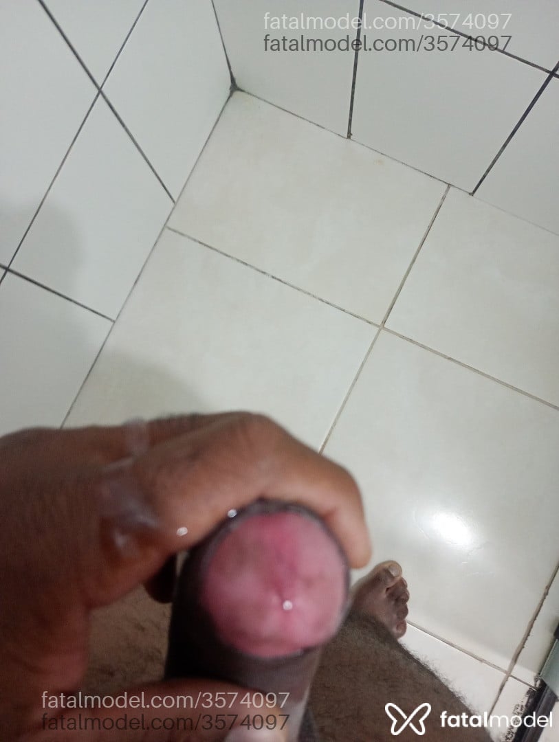 Acompanhante homem morena (o) de olhos pretos - Magshow Acompanhante homem morena (o) de olhos pretos - Magshow