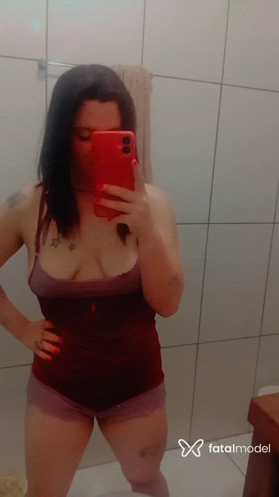 Acompanhante mulher morena (o) de olhos mel - Putadoanal Márryáh Acompanhante mulher morena (o) de olhos mel - Putadoanal Márryáh