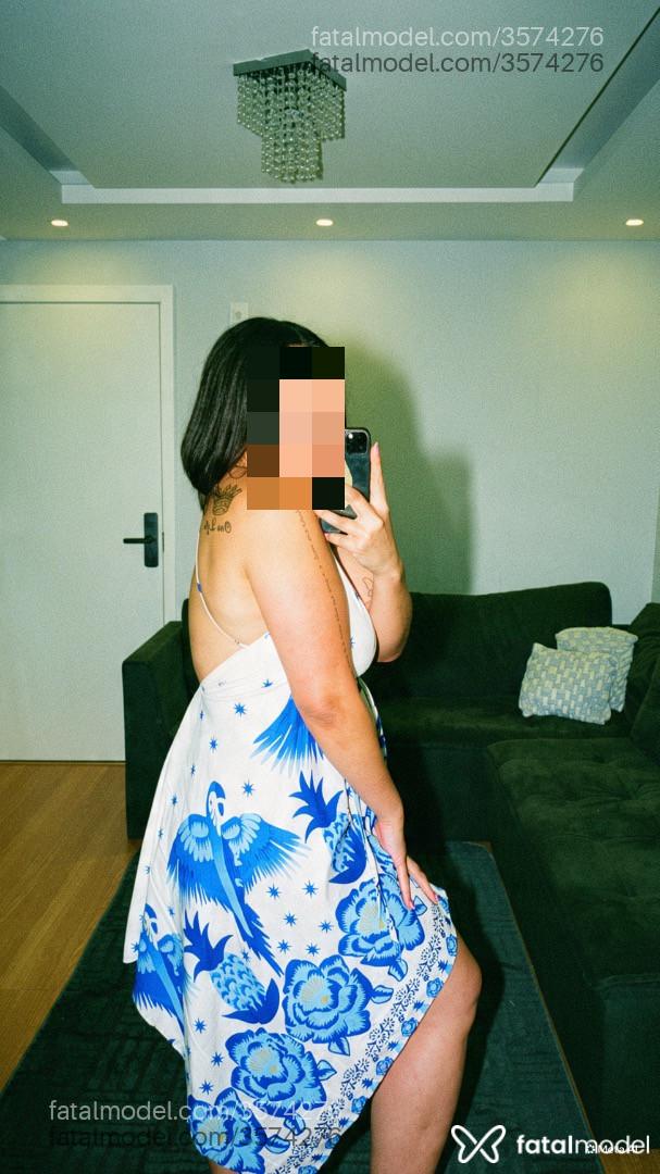 Acompanhante mulher com cabelo castanho de olhos castanhos - Luanna
