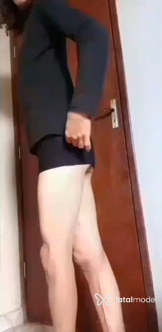 Acompanhante homem com cabelo castanho de olhos verdes - Mirella