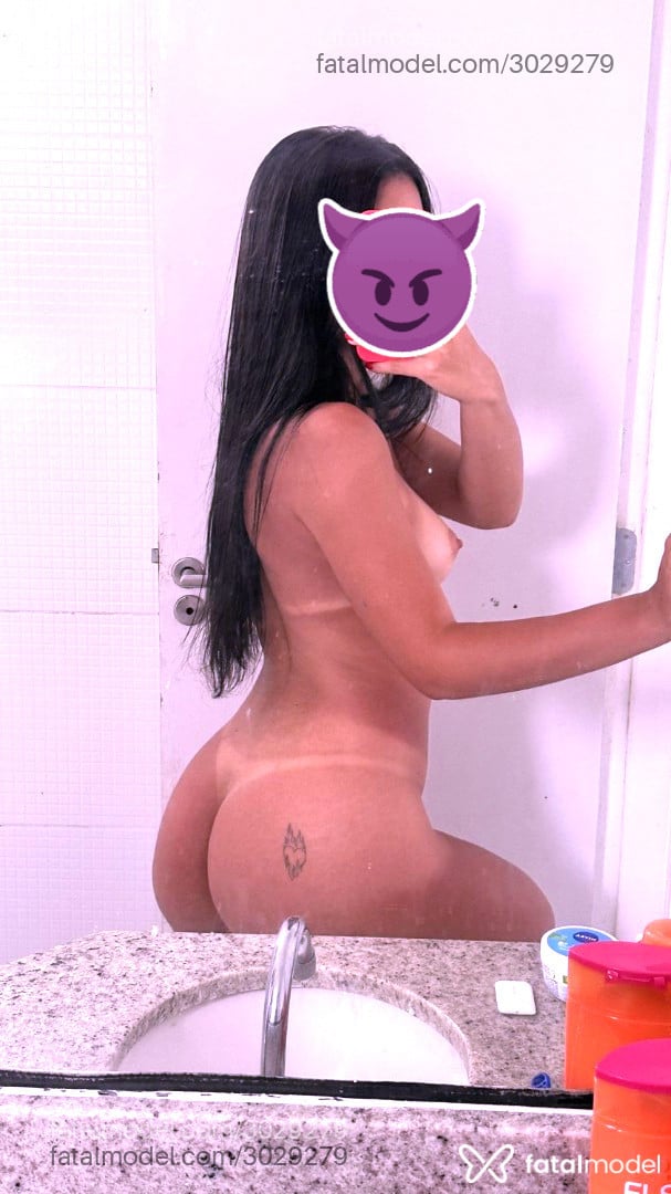 Acompanhante homem morena (o) de olhos pretos - Maximus Vivi
