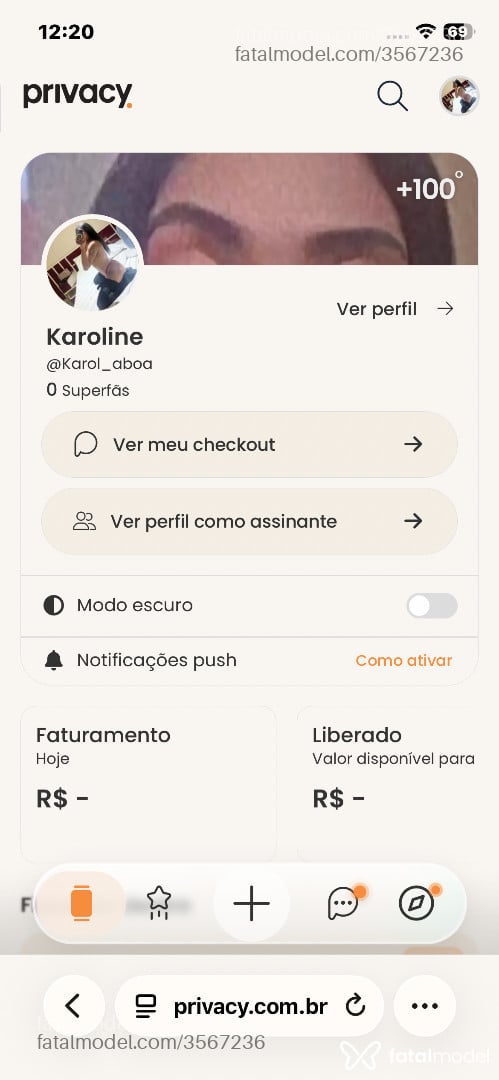 Acompanhante mulher trans morena (o) de olhos pretos - Karoline