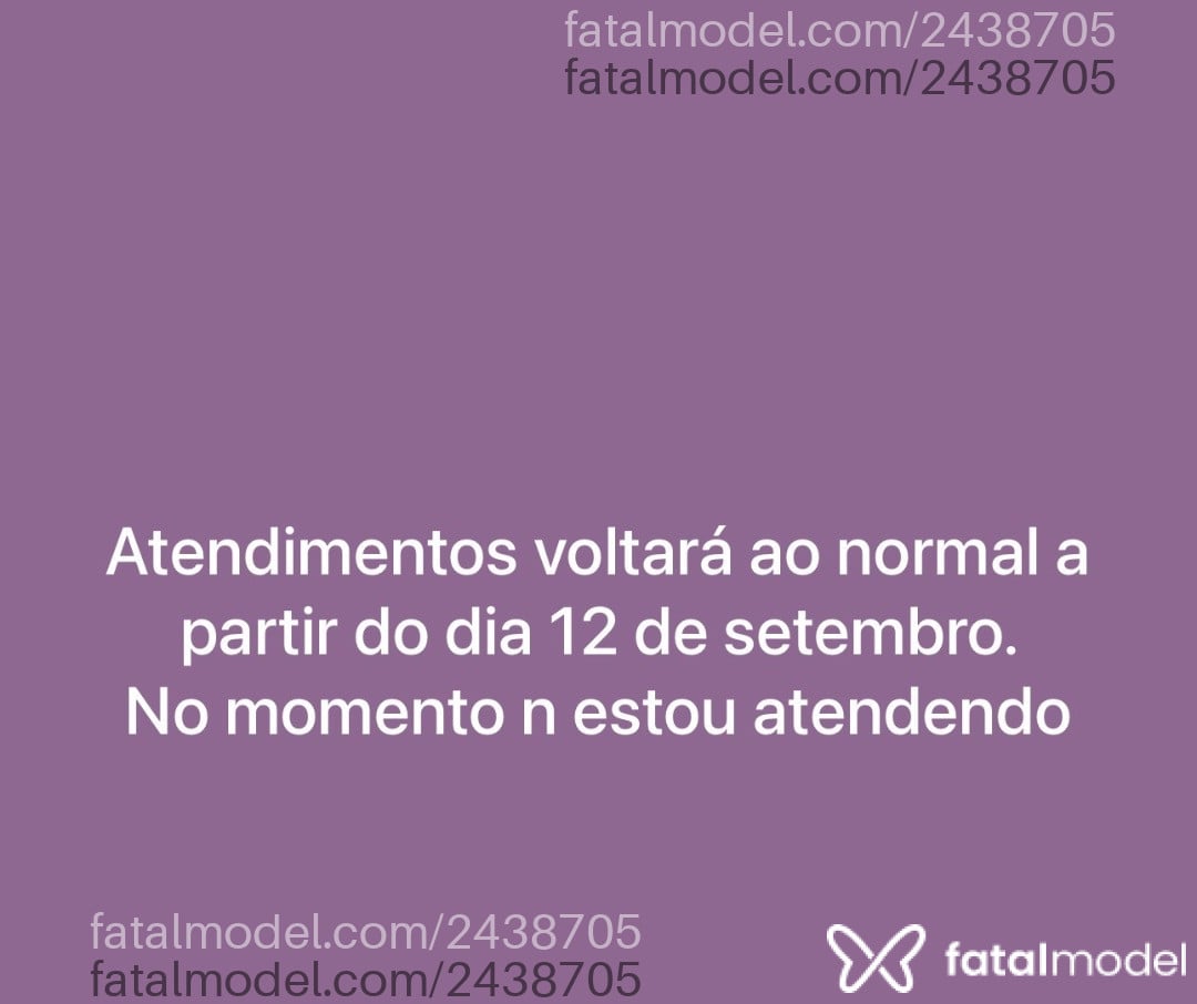 Acompanhante mulher loira (o) de olhos castanhos - Clara
